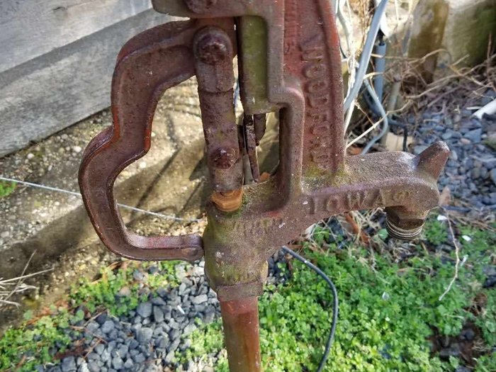 Hand Pumps and Hydrants